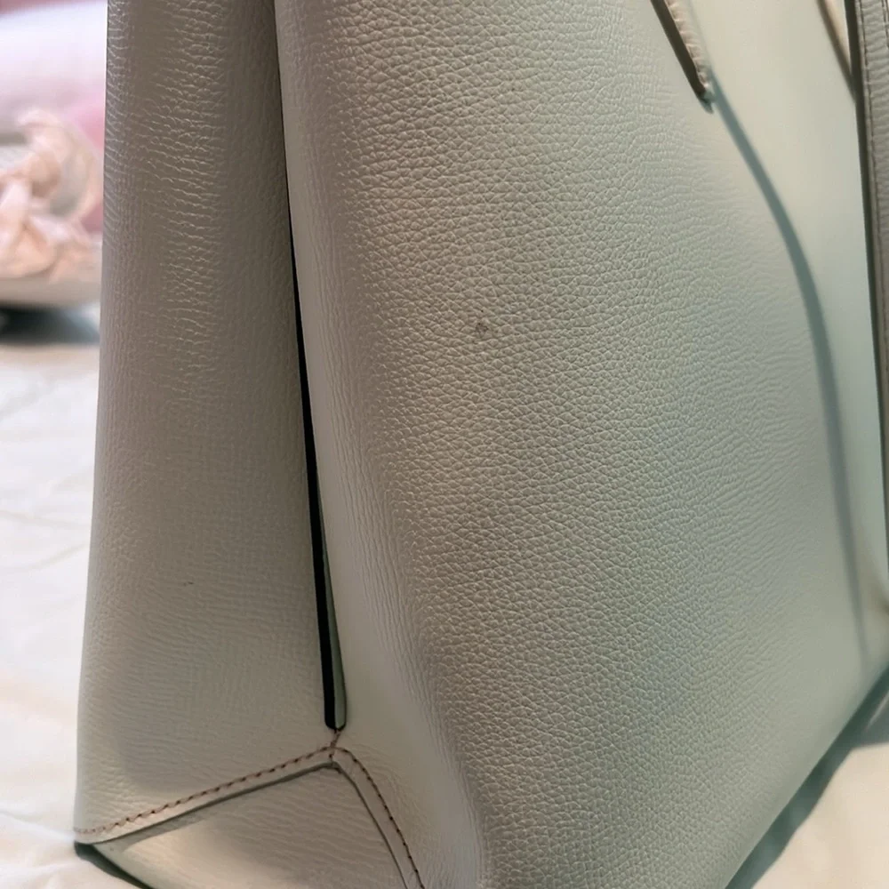 Kate spade tote - Picture 7 of 10